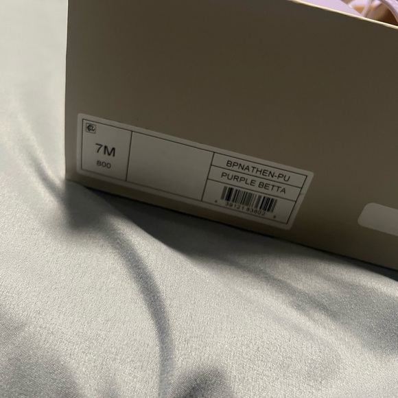 Block Heel Platform Strappy Sandal - Picture 5 of 6